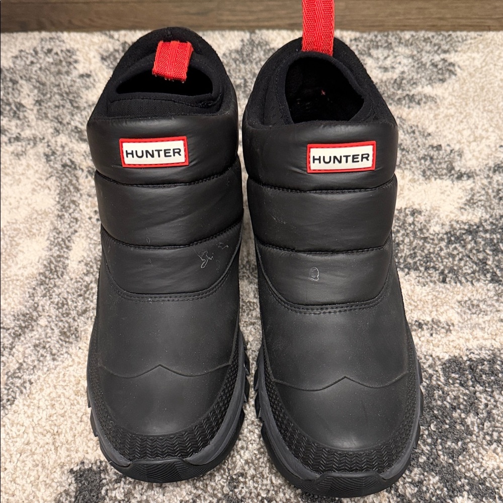 Hunter Black Boots with Red Pull Tab